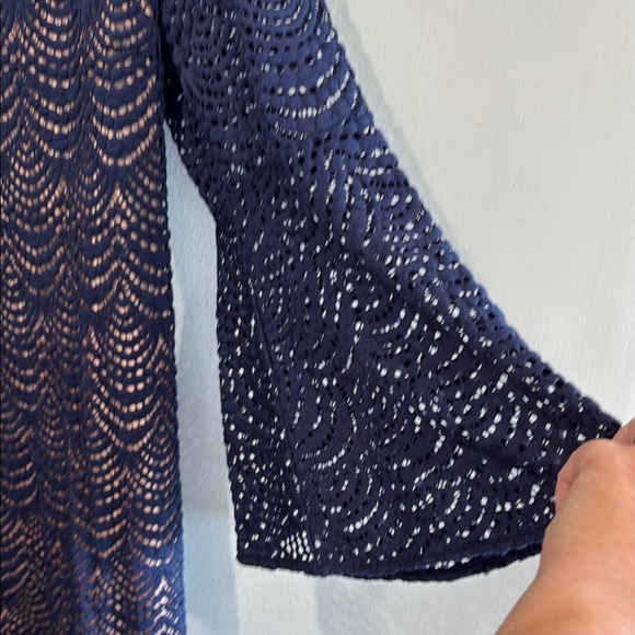 🌴 Lilly Pulitzer Navy crochet dress bell sleeves w stretch fully lined body XL - Picture 3 of 11